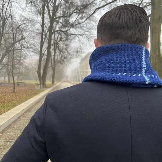 Highland Tartan - Men’s Scarf
5