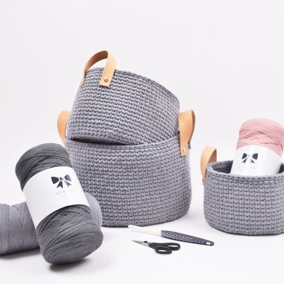 Paniers Ribbon avec anses en cuir dans 3 tailles
1