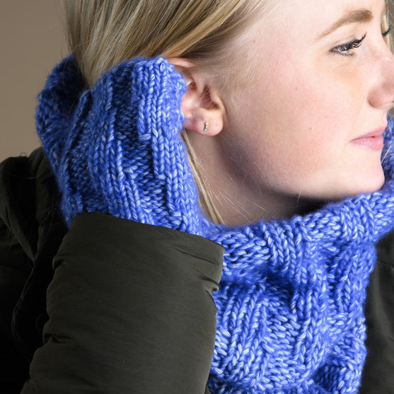 Safir - Tube Scarf
2
