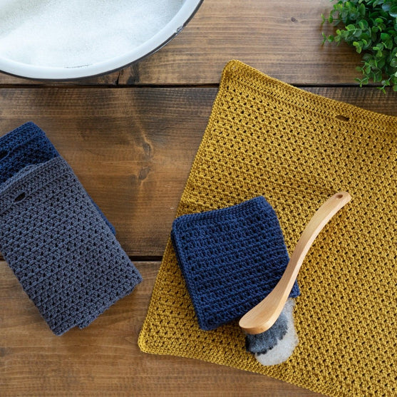 Couple - Crocheted kitchen towel
1