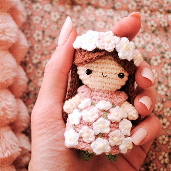 Flower Girl - Doll
3
