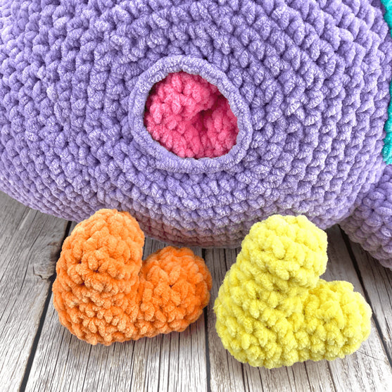 Mr. Love - The Monster Surprise
5