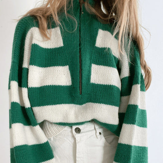 Zipper Sweater
1
