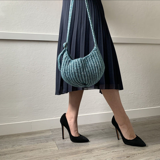 Lagoon - Pouch bag
3