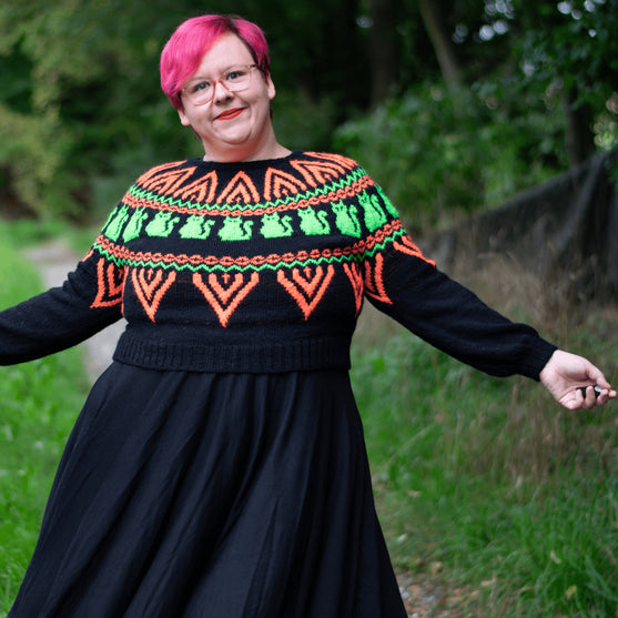 Scary Cat - Sweater
2