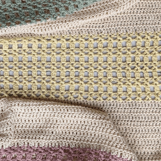 Creeping Vines - Wrap
3