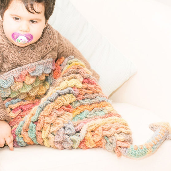 8024-382 - Dragon Tail Baby Sack
2