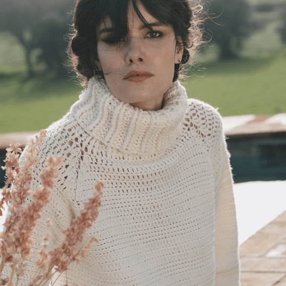 6183-40 High Neck Raglan Sweater
3