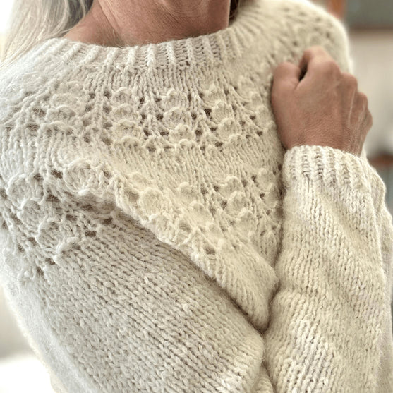 Lucia - Pull
5