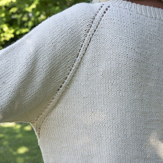Julie - Shirt
6