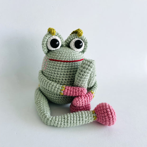 Valentine Frog
3
