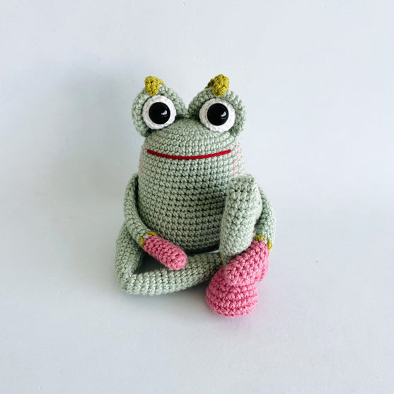 Valentine Frog
6