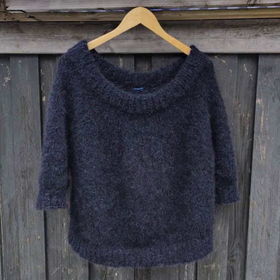 Suri – Sweater
6