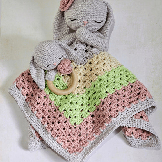 Retro Bunny Love - Hochet et Doudou
2