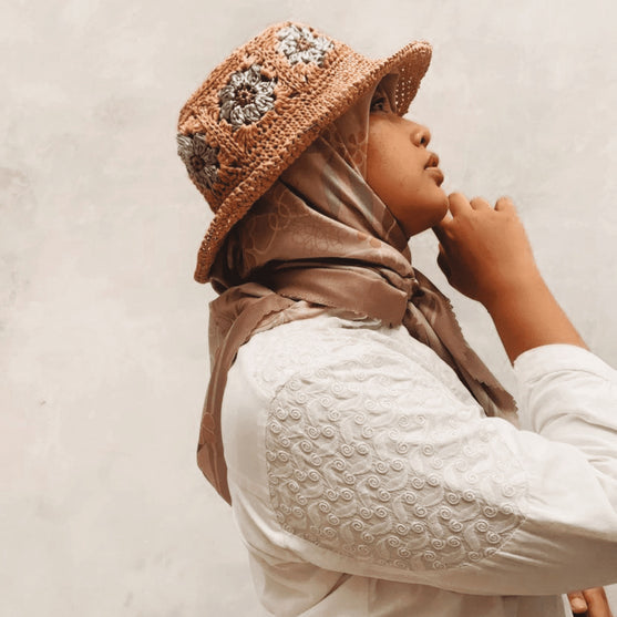 Daisy Boater Hat
11