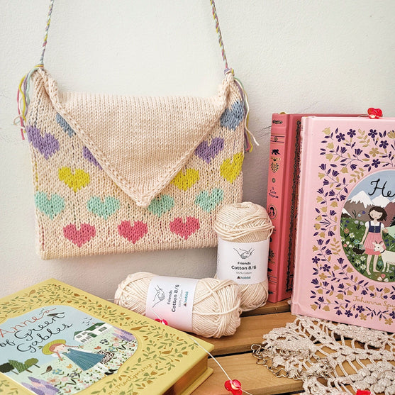 Booklover - Clutch
1