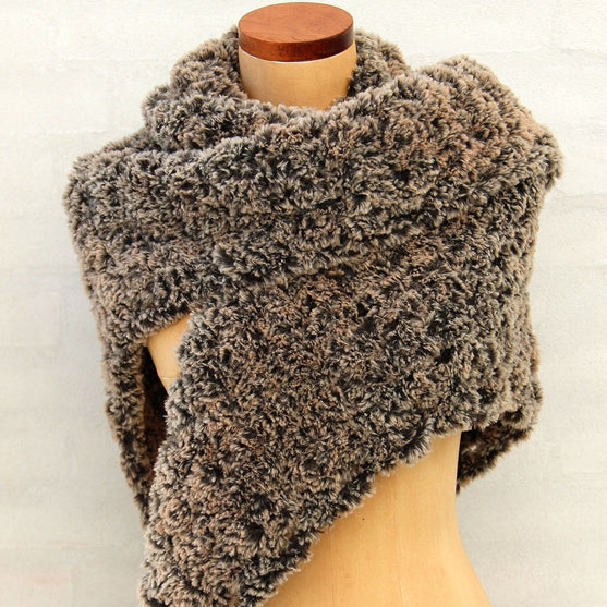 Granny Shawl Fur Lux
3