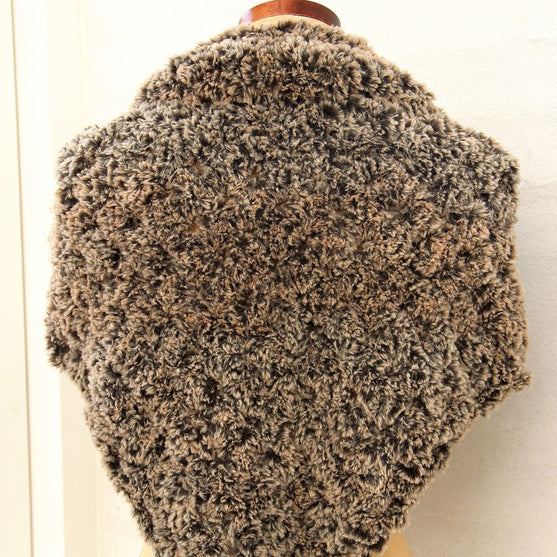 Granny Shawl Fur Lux
2