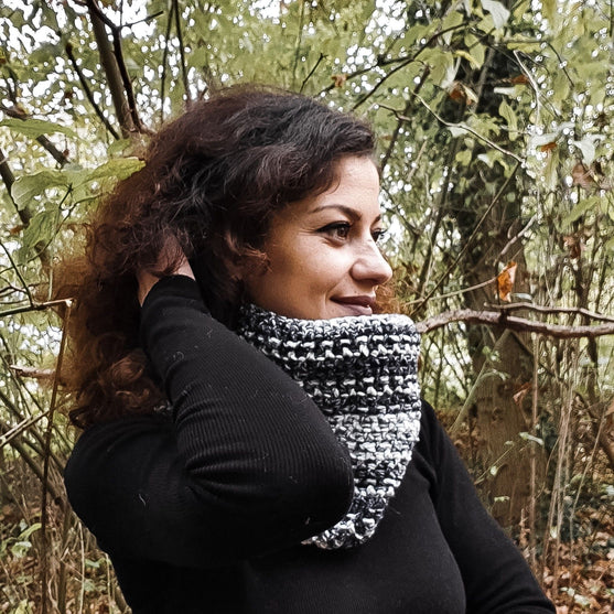 Salt and Pepper Col
4