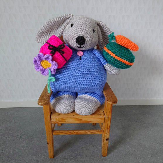 Benny the Bunny
1