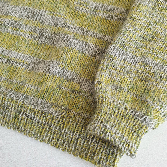 Meryl - V-neck sweater
3