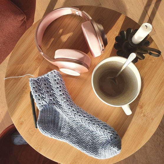 Lindas Arrow Lace Socks
4