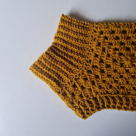 Wally - Dog Jumper
6