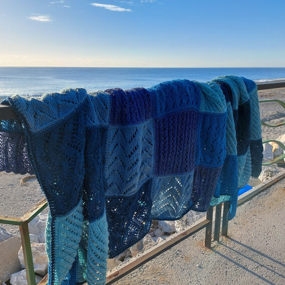 Cozy Squares - Blanket
2