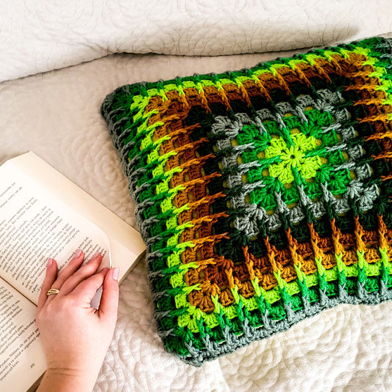 Green Hills - Pillow
1