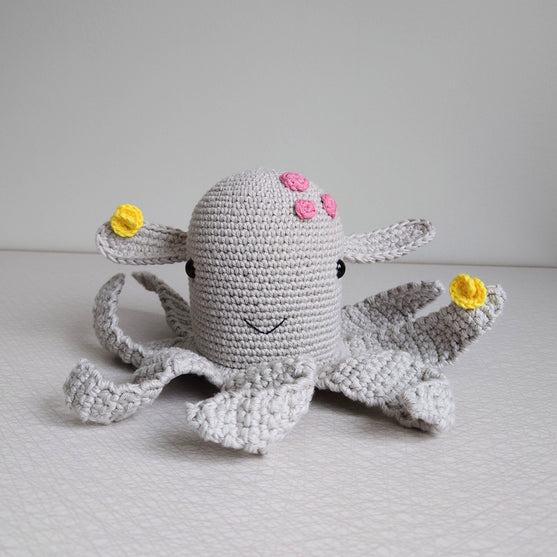 Dee the Dumbo Octopus
1