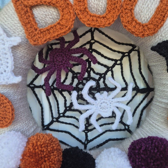 Spooky Hoop - Wreath
2