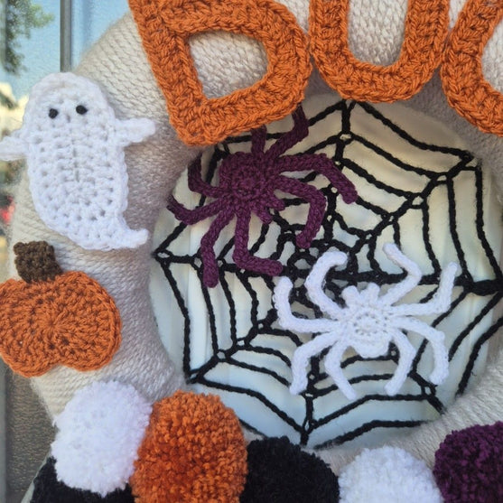 Spooky Hoop - Wreath
6