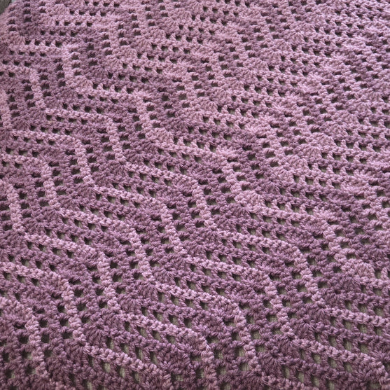 Eyelet Chevron - Blanket
6