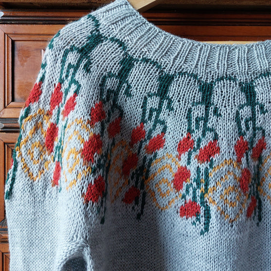 Autumn Berries - Sweater
3