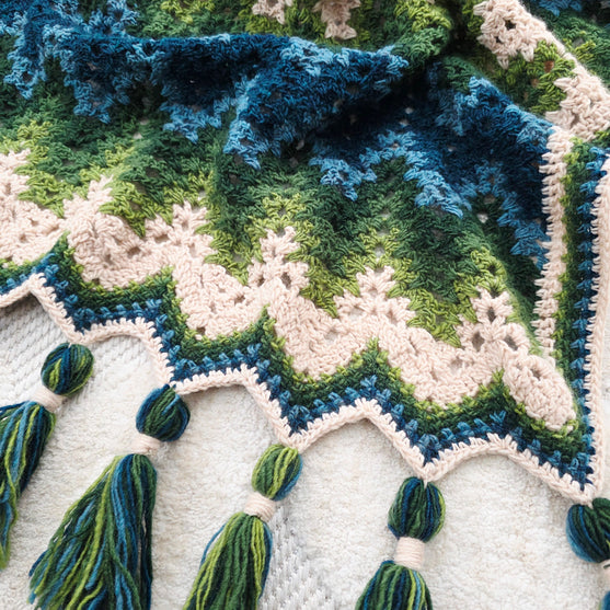 Walking Through the Forest - Couverture
5