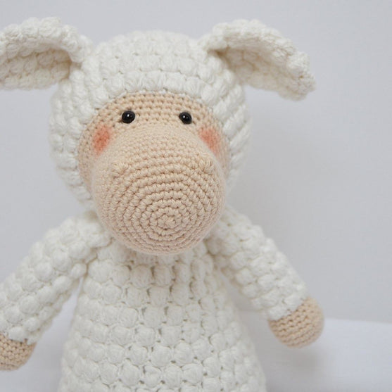 Frida the Sheep
2