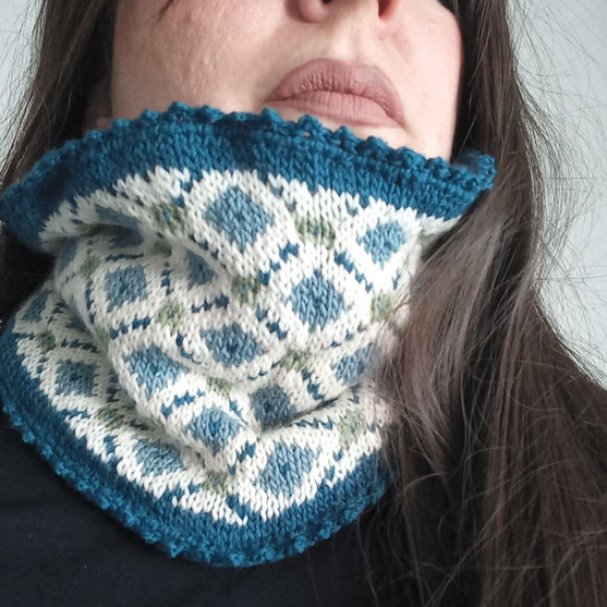 Mikoto - Neck Warmer
3