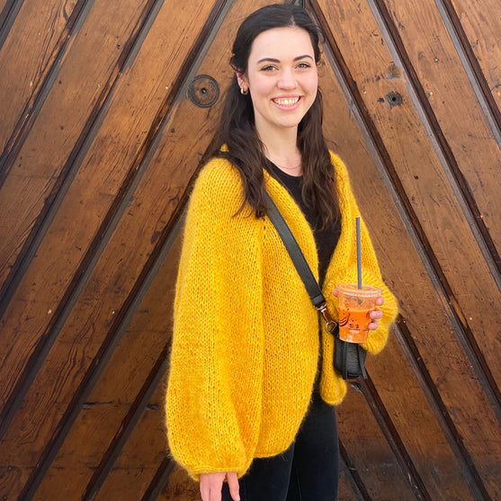 Laurie - Cardigan
1