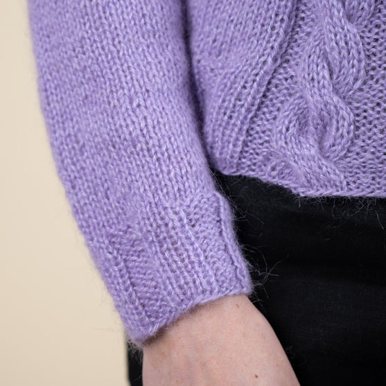 Abigail - Pull
5