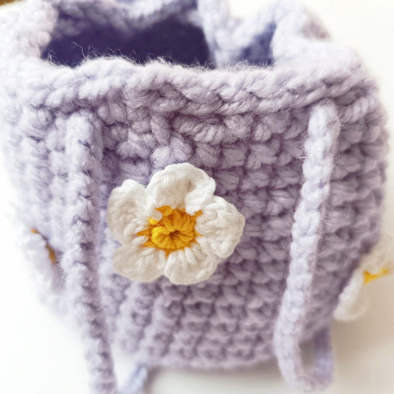 Bellis - Pouch
4