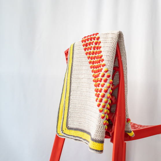 Juicy In Red - Blanket
2