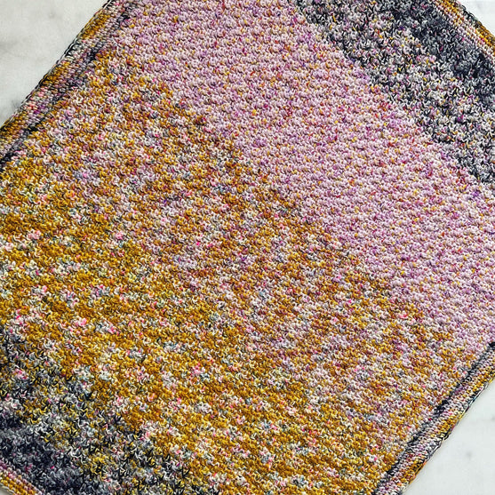 Mazzy - Baby blanket
2