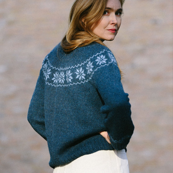 Crystalline Cozy - Sweater
6