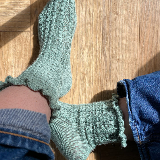 Easy Twist Socks
3