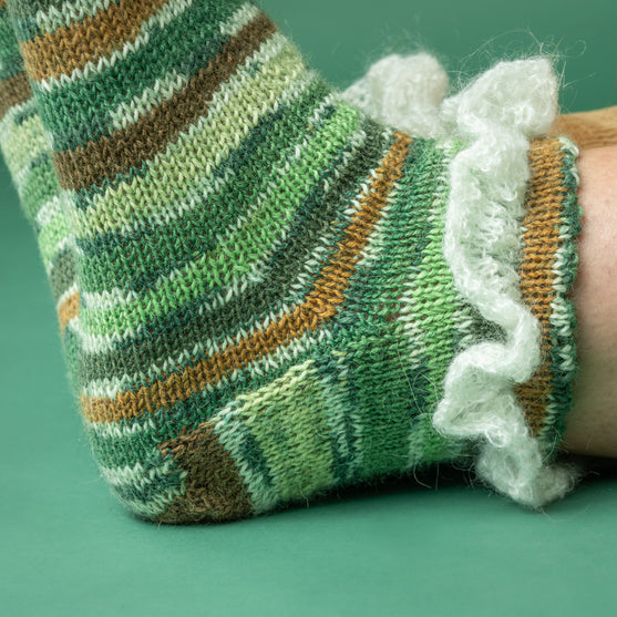Frigg - Short socks with ruffles
5