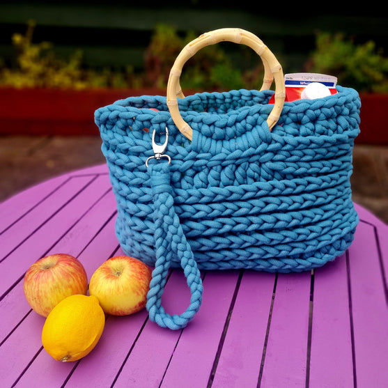 The Beach Waves Bag
3