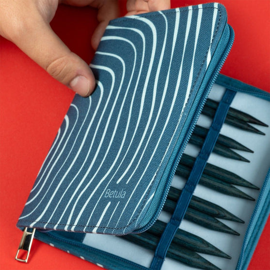 Betula Interchangeable Circular Needle Set Deluxe - Cerulean - Hobbii
3
