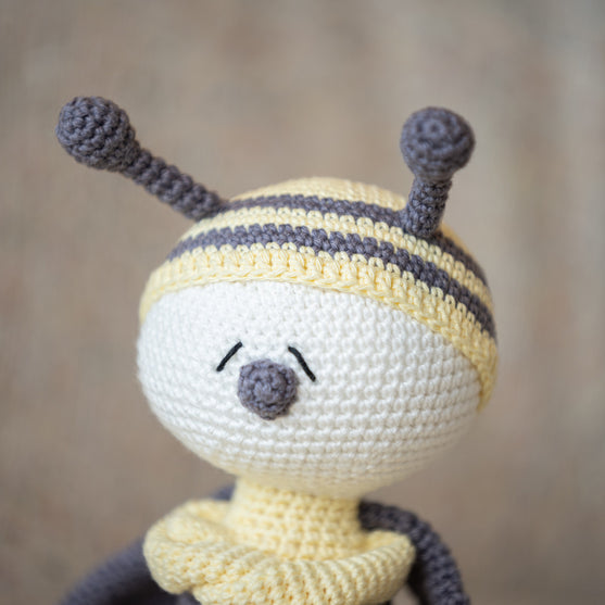 Boris the Bee
5