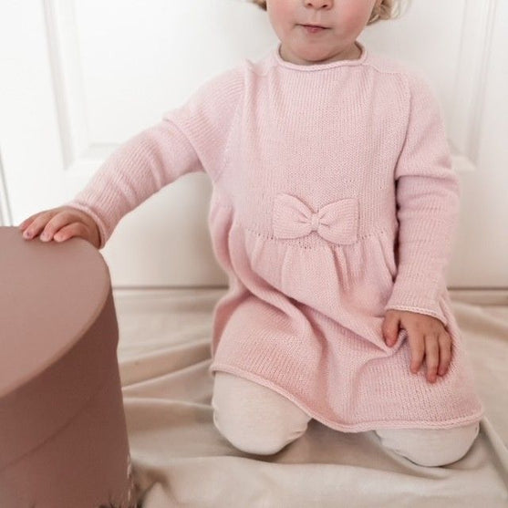 Bow - Children’s Dress
1