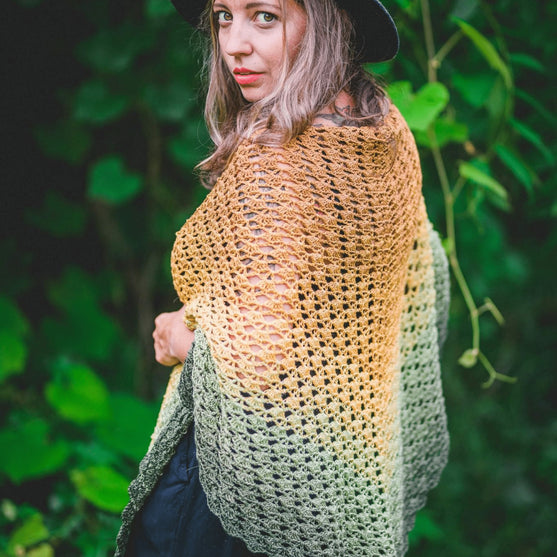 Brynn - Shawl
3